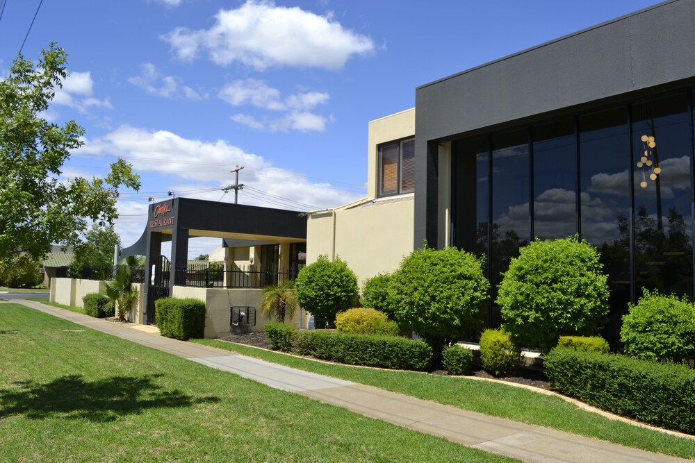Best Western Chaffey International Motor Inn