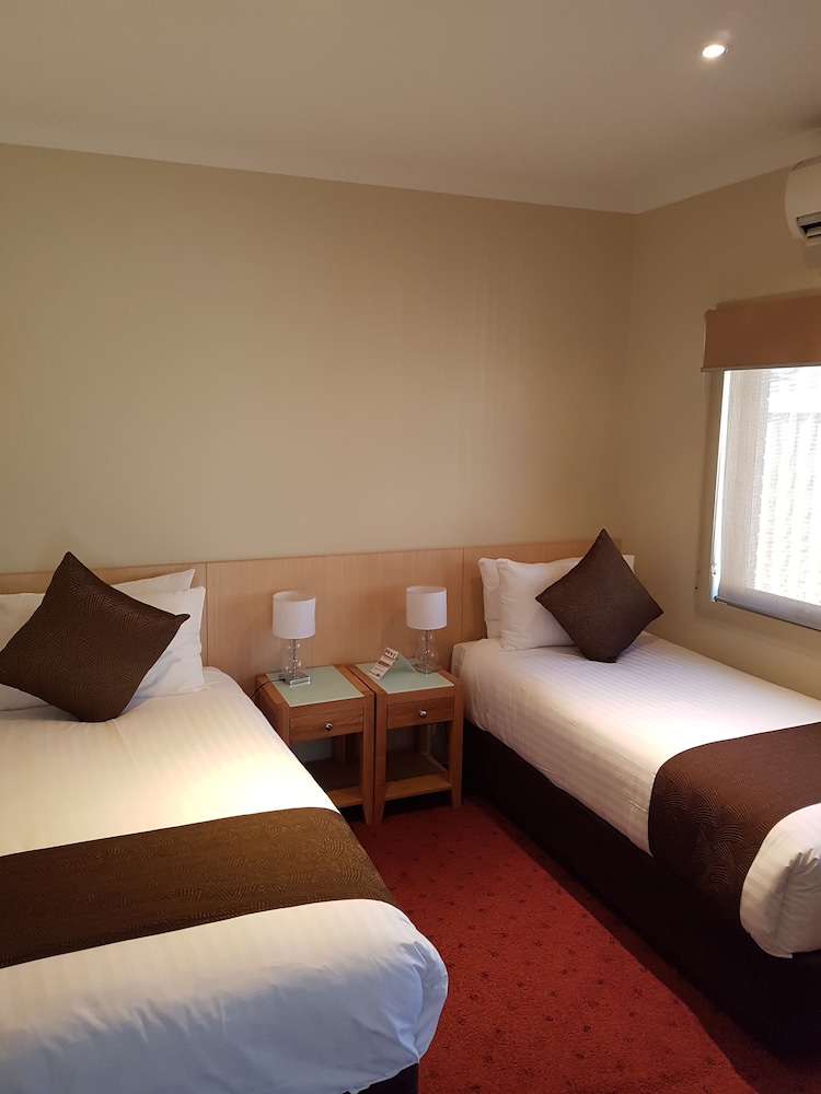 Best Western Chaffey International Motor Inn