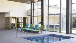 Indoor spa bath
