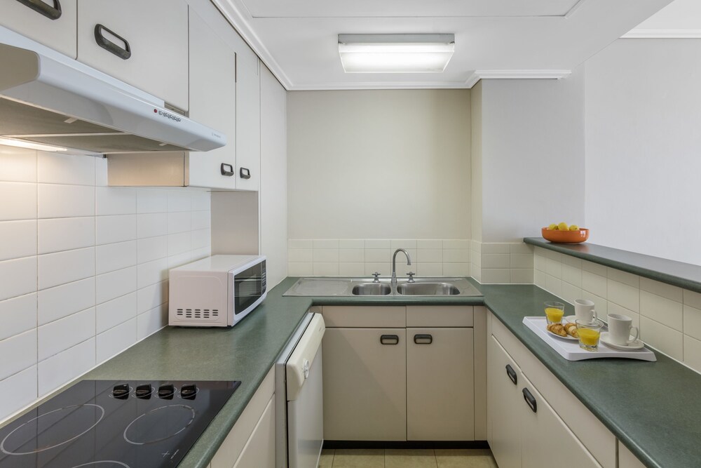 Waldorf Sydney CBD Serviced Apartments, Australia Australian