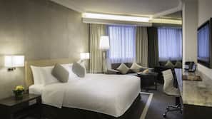 Free minibar, in-room safe, desk, blackout curtains