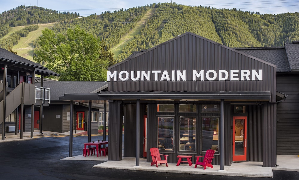 Primary image, Mountain Modern Motel