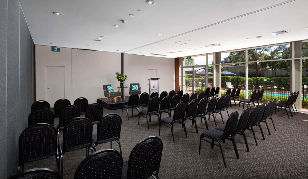 Rydges Bankstown