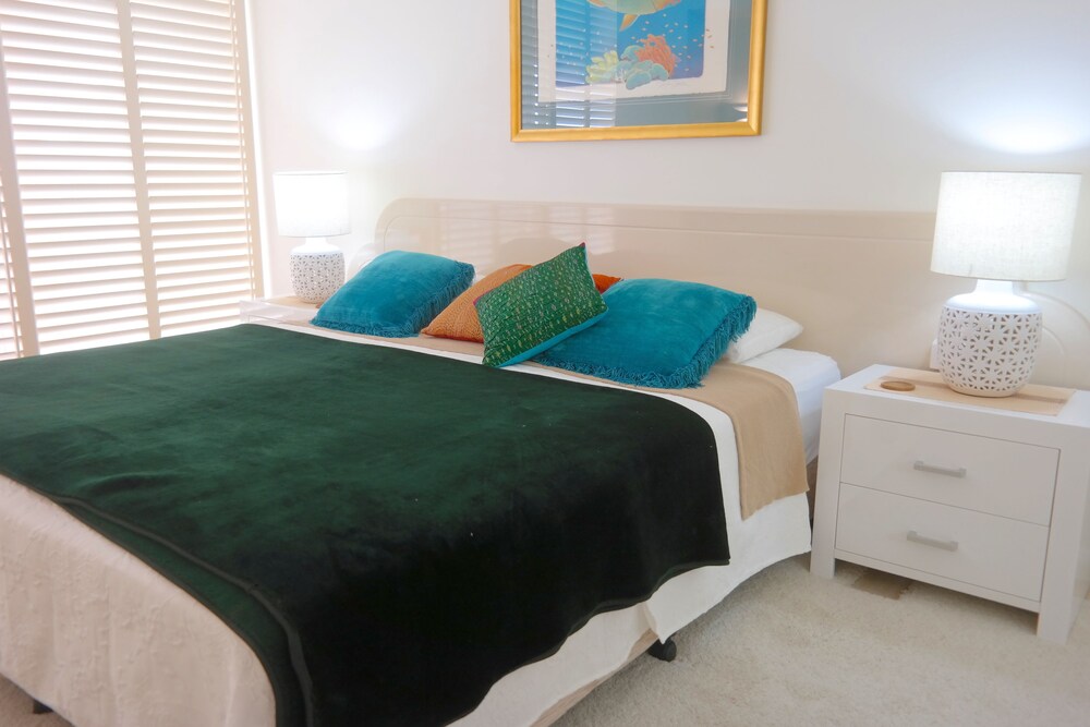 Pacific Bay Resort