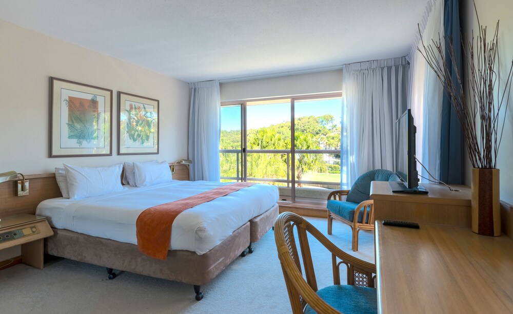 Pacific Bay Resort