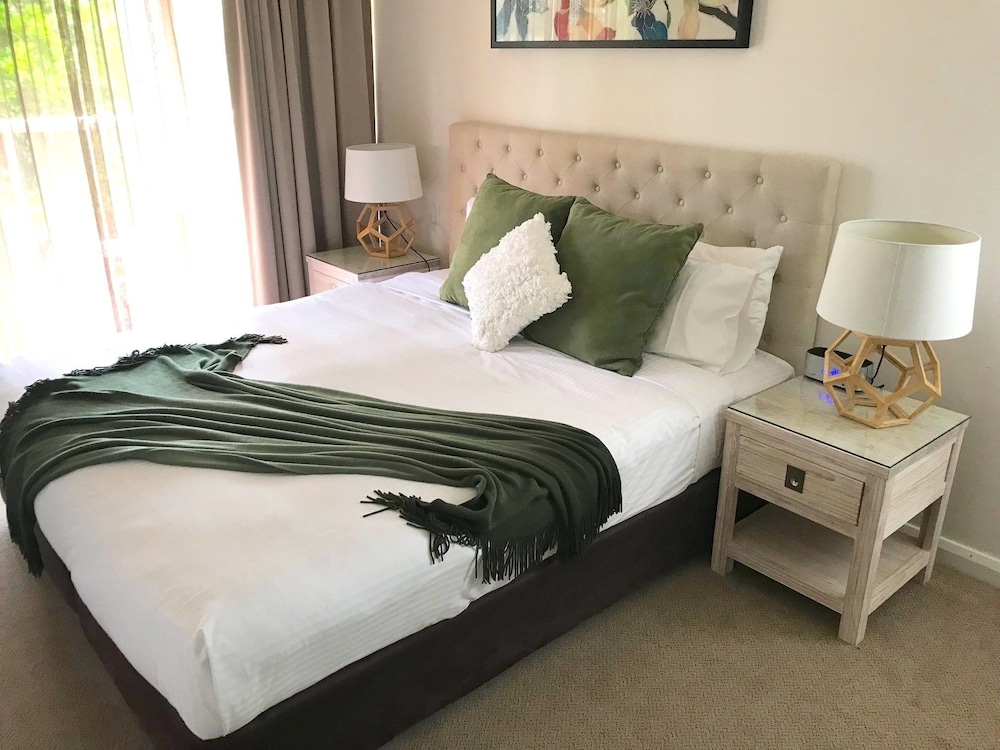 Pacific Bay Resort