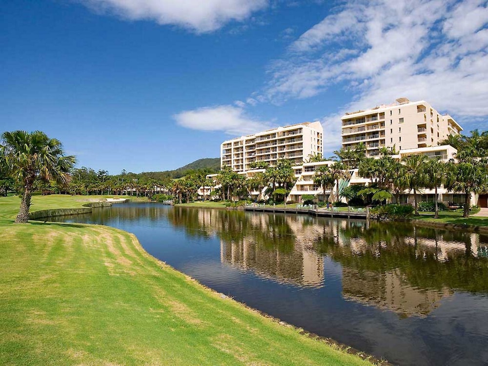 Pacific Bay Resort