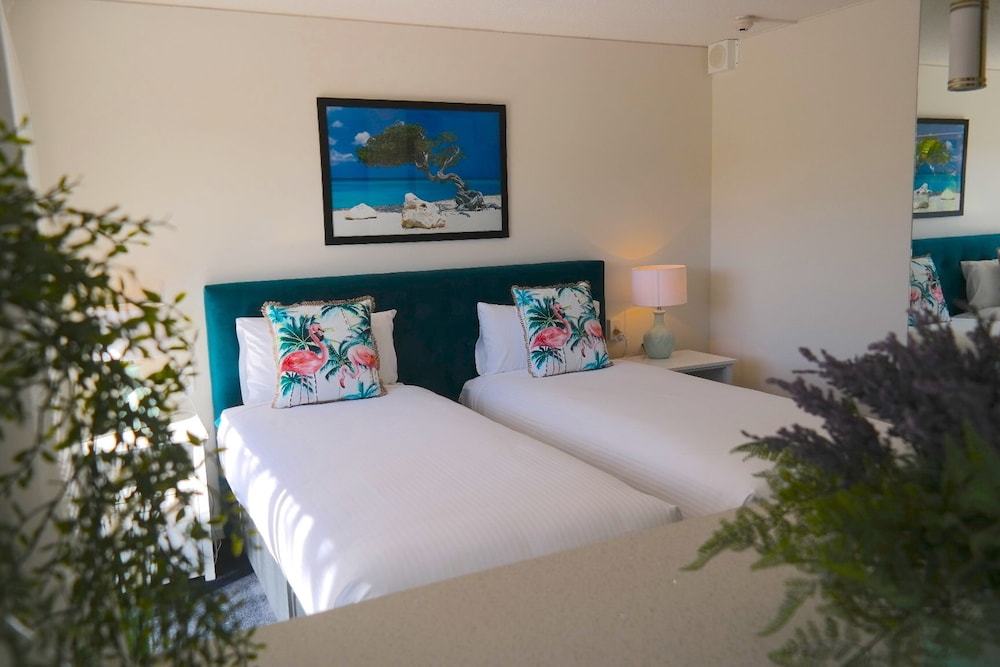 Pacific Bay Resort