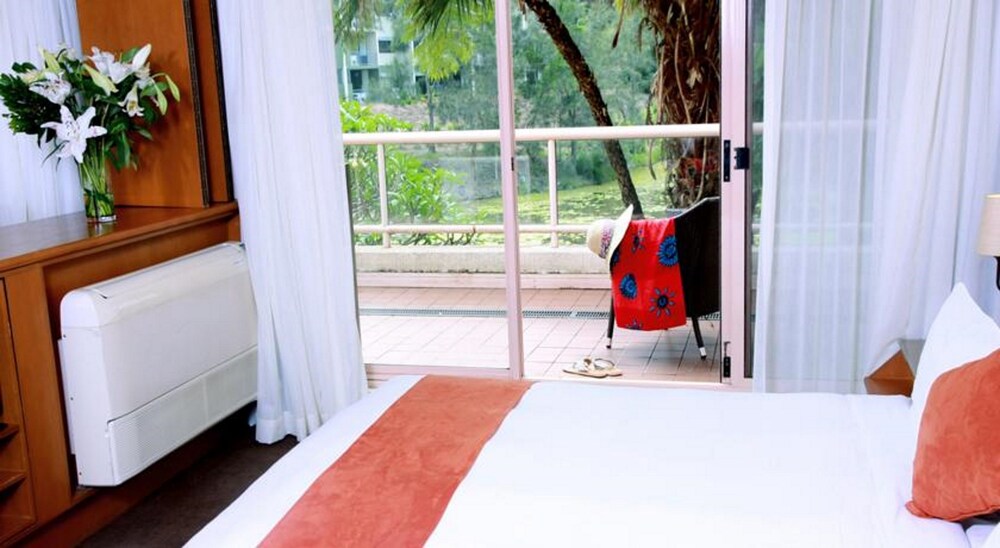 Pacific Bay Resort