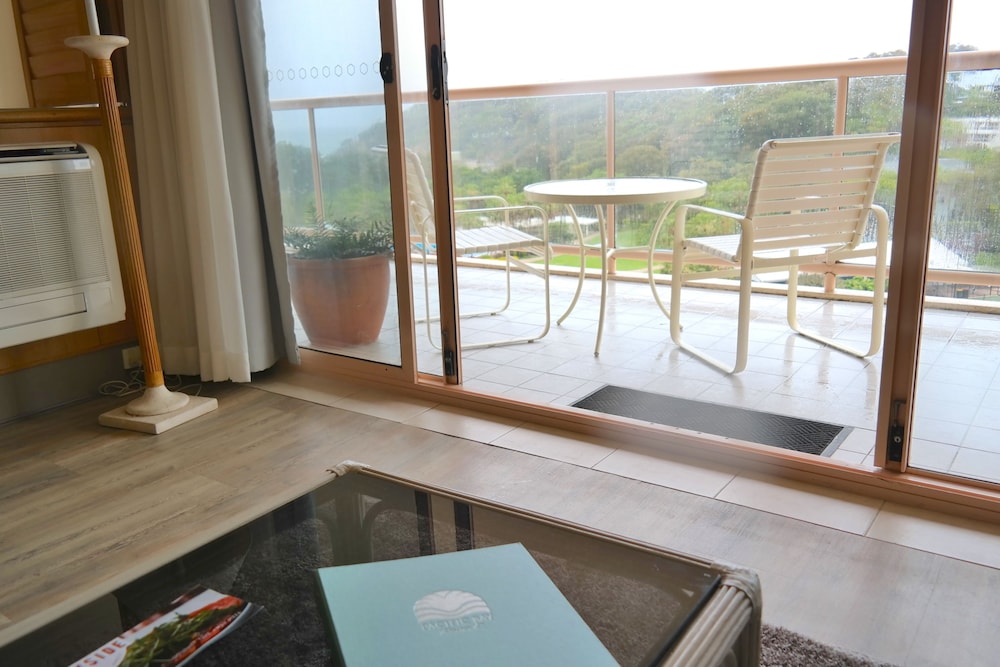 Pacific Bay Resort