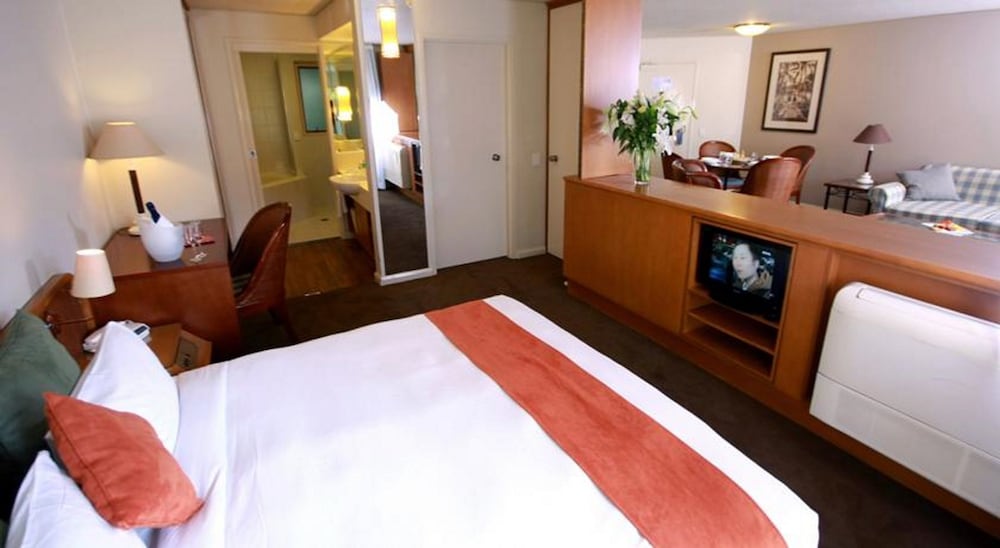 Pacific Bay Resort