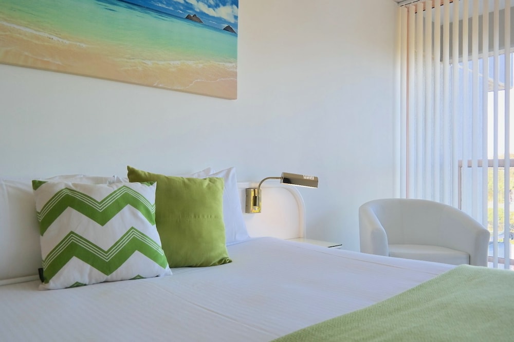 Pacific Bay Resort