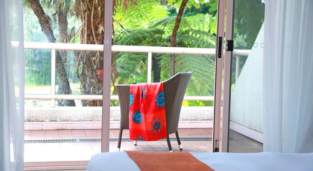 Pacific Bay Resort