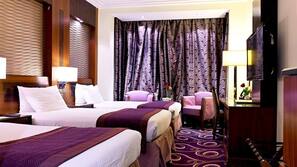 Minibar, in-room safe, iron/ironing board, free WiFi