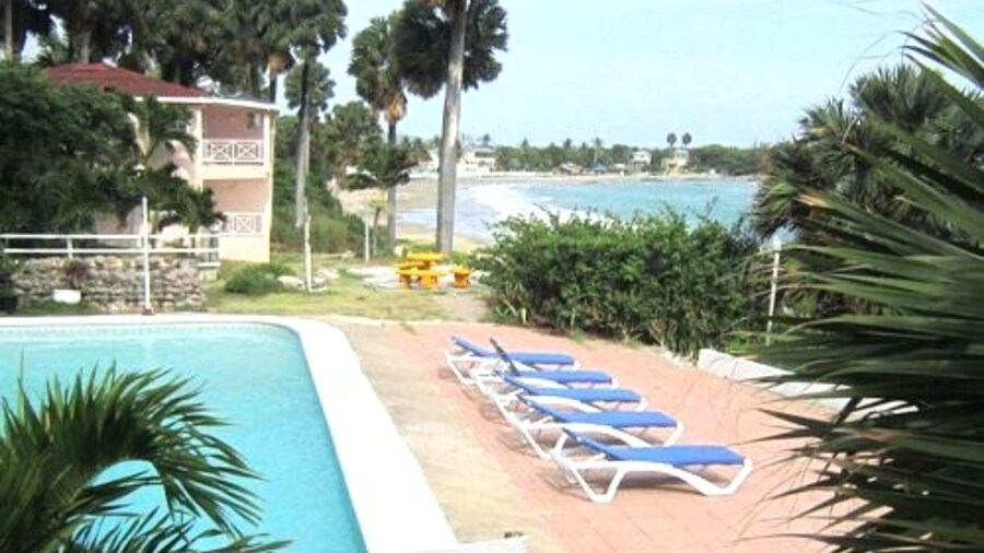 Treasure Beach Hotel