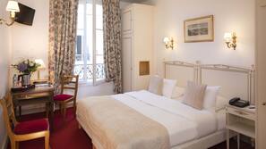 In-room safe, desk, iron/ironing board, free WiFi