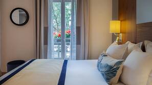Premium bedding, in-room safe, blackout curtains, soundproofing