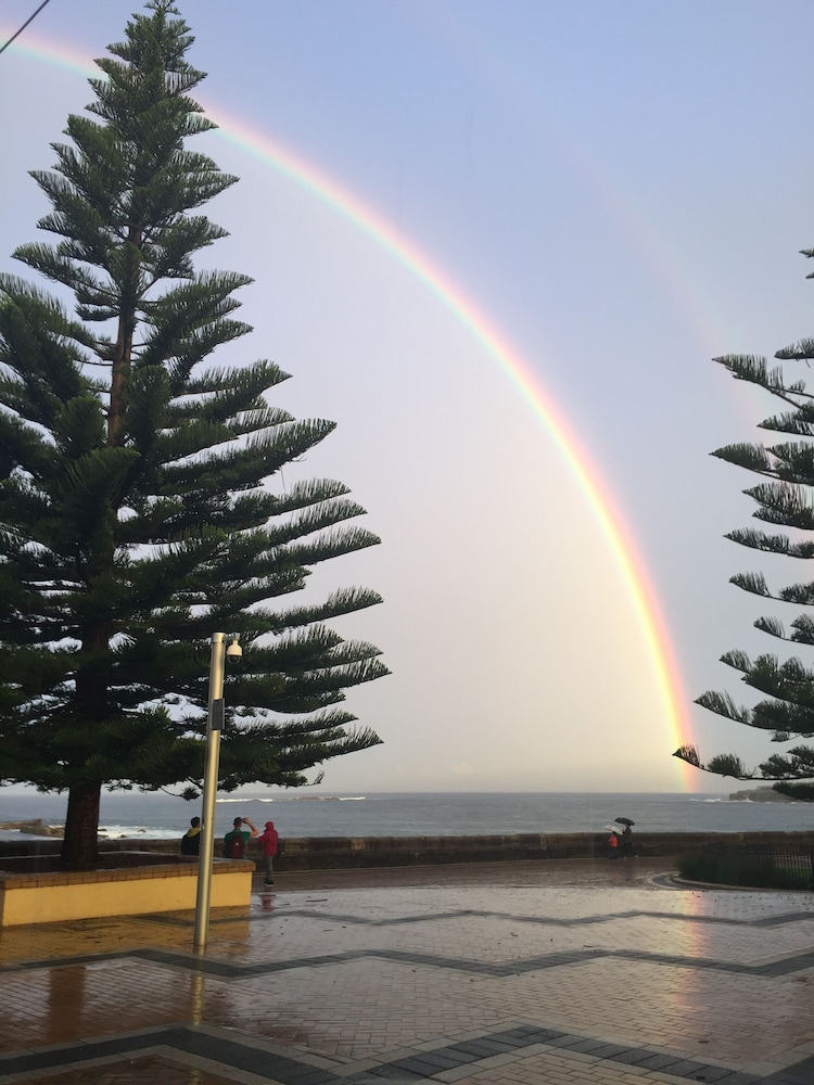 Coogee Sands Hotel and Apartments