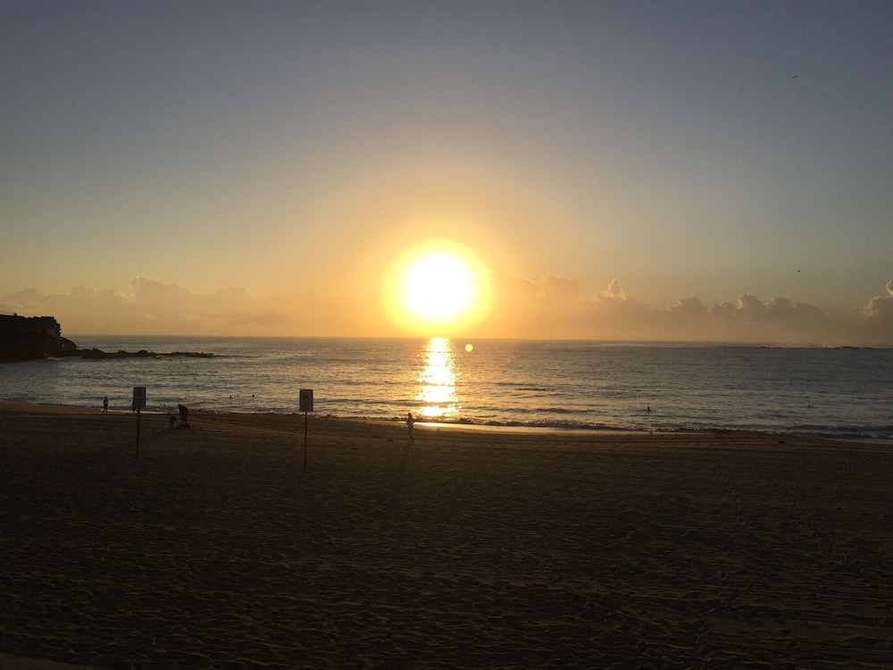 Coogee Sands Hotel and Apartments