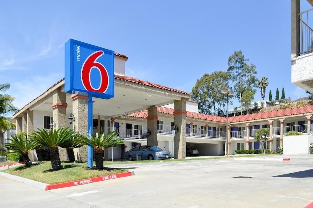 Motel 6 La Mesa, CA