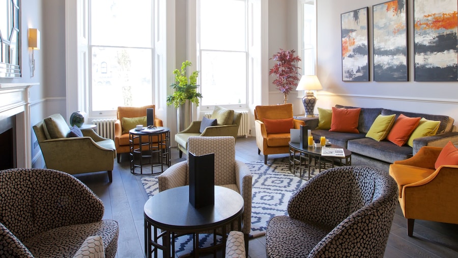 54 Queens Gate Hotel
