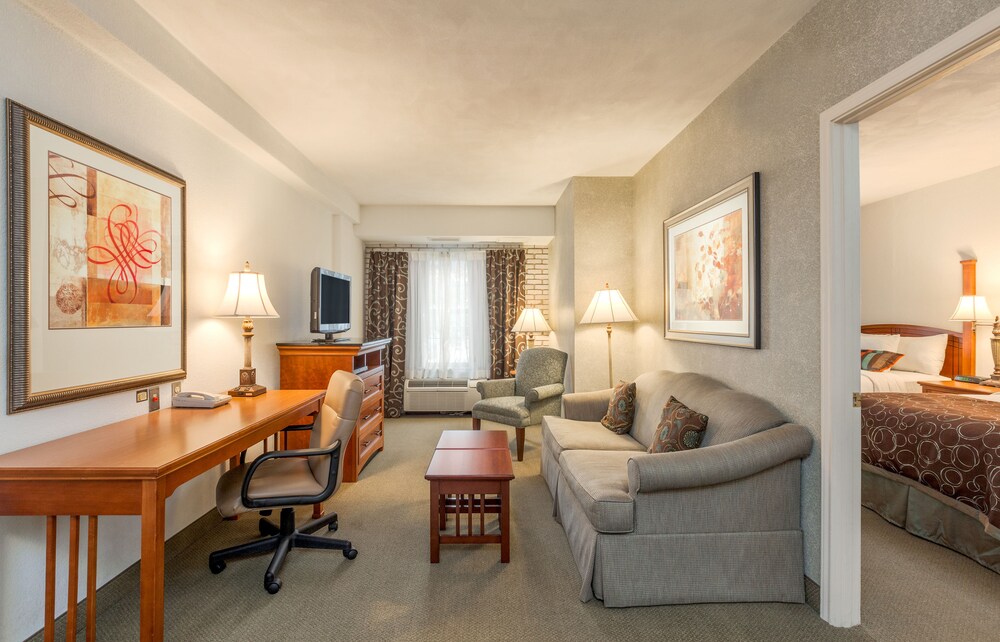 Staybridge Suites San Antonio, an IHG Hotel