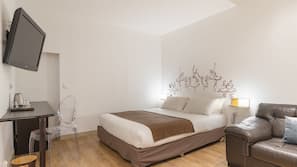 In-room safe, desk, soundproofing, iron/ironing board