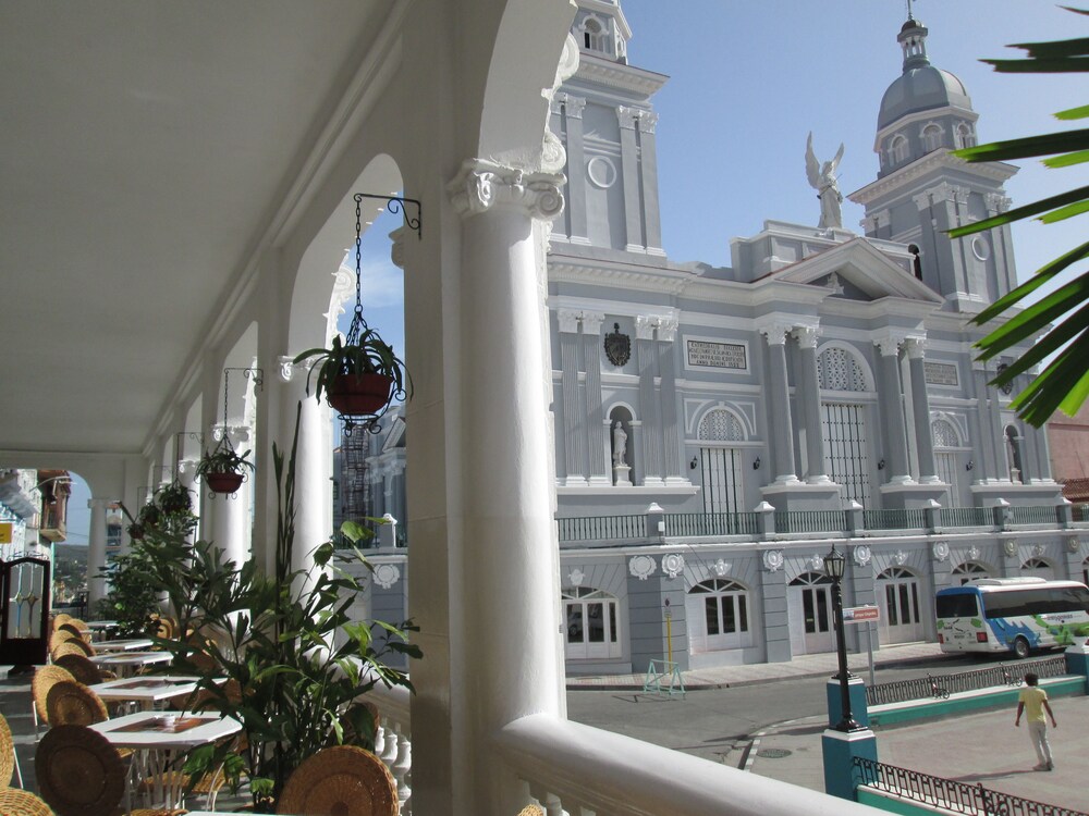 Primary image, Cubanacan Casa Granda