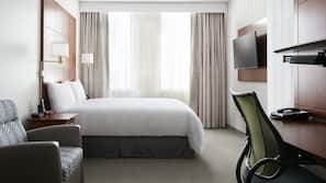 Premium bedding, in-room safe, desk, blackout drapes