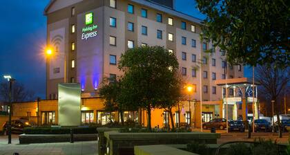 Holiday Inn Express London Wandsworth, an IHG Hotel
