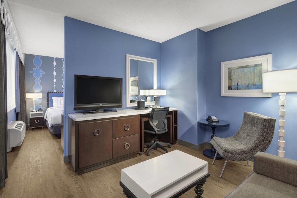 Fairfield Inn & Suites Chicago Downtown / Magnificent Mile