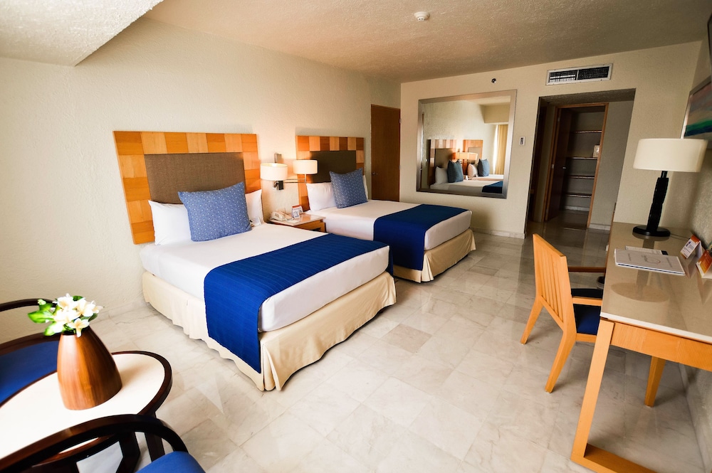 Park Royal Cancun All Inclusive: 2017 Room Prices, Deals &amp; Reviews