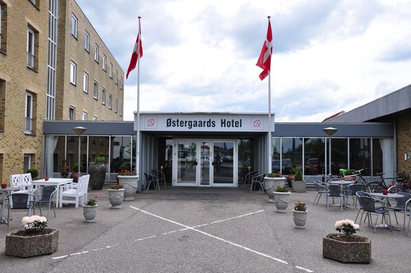 Primary image