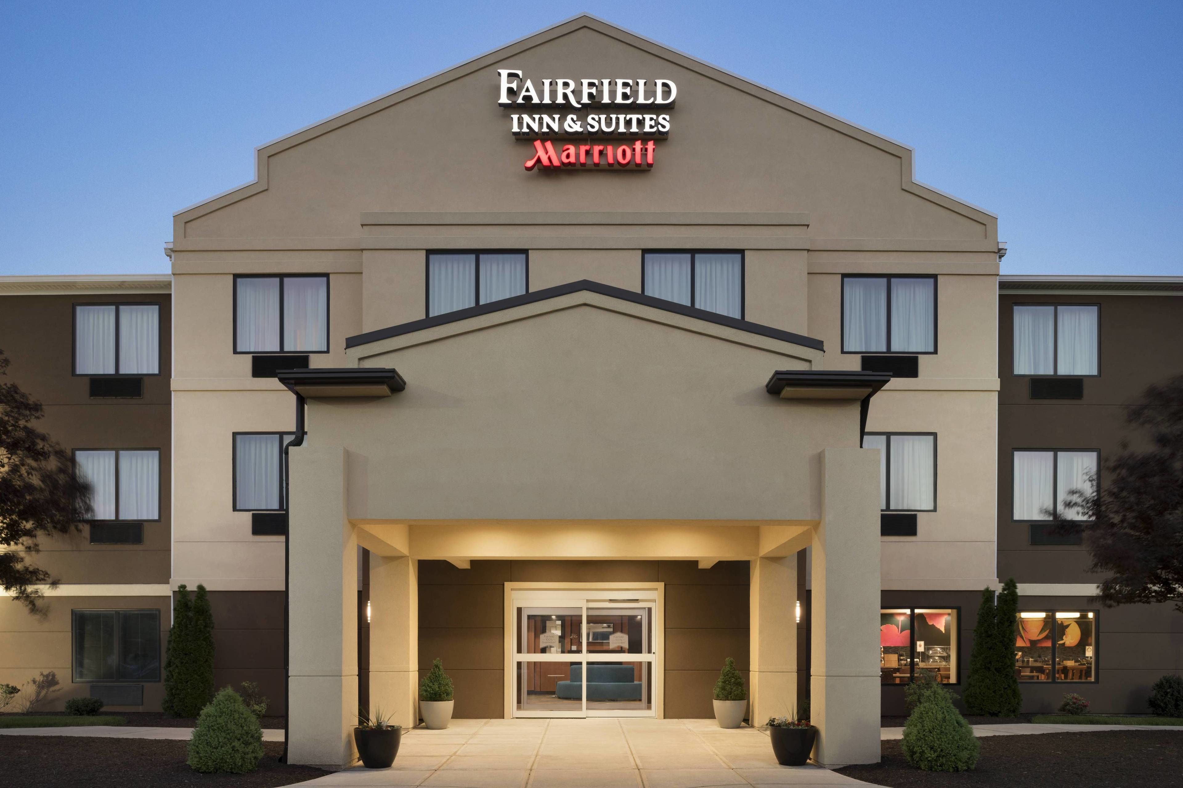 Fairfield Inn Suites Hartford Manchester In Manchester Ct Expedia