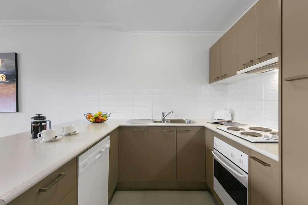 Private kitchen, Quest Bendigo