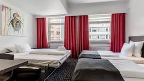 Schreibtisch, laptopgeeigneter Arbeitsplatz, Bügeleisen/Bügelbrett