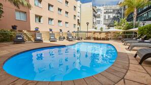 Outdoor pool, pool loungers