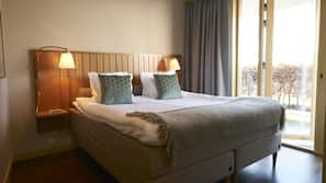 Ropa de cama de alta calidad y minibar con artículos gratuitos