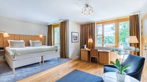 Ropa de cama de alta calidad y minibar con artículos gratuitos