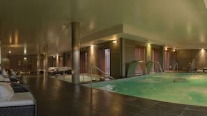 Bain à remous intérieur