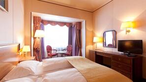Coffre-forts dans les chambres, bureau, rideaux occultants