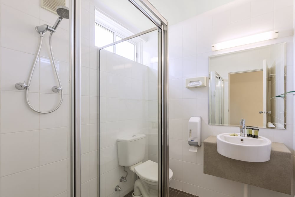 Central Motel & Apartments, Best Western Signature Collection