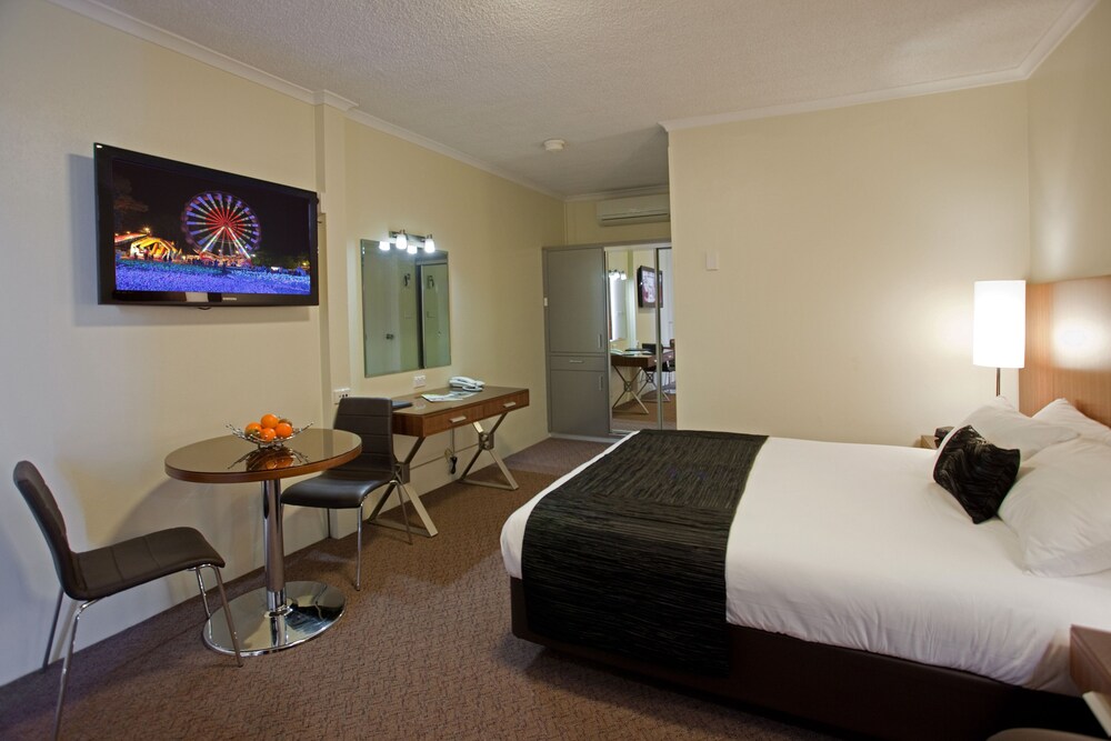 Central Motel & Apartments, Best Western Signature Collection