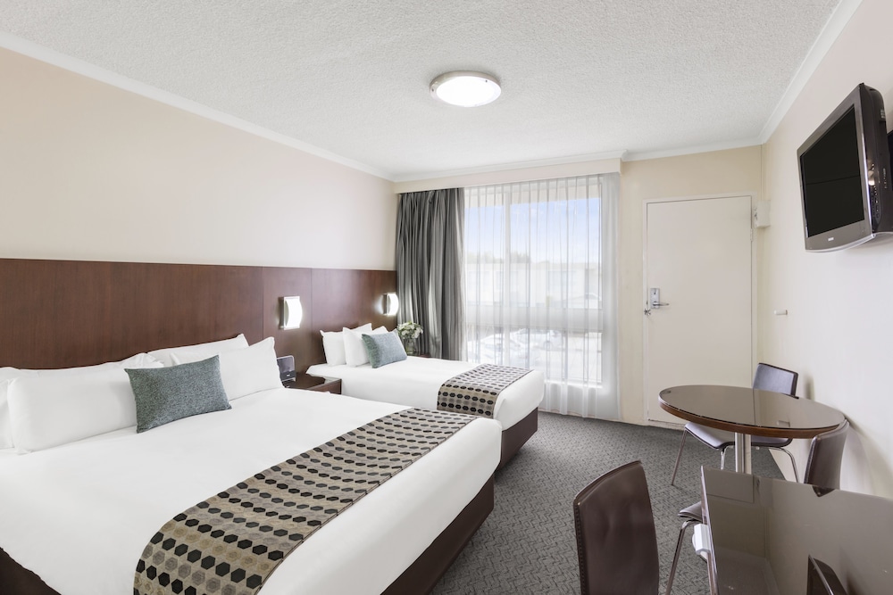 Central Motel & Apartments, Best Western Signature Collection