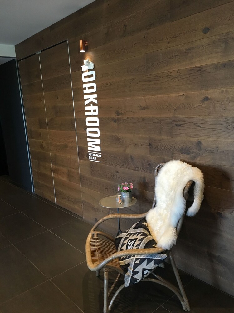 Townhouse Hotel