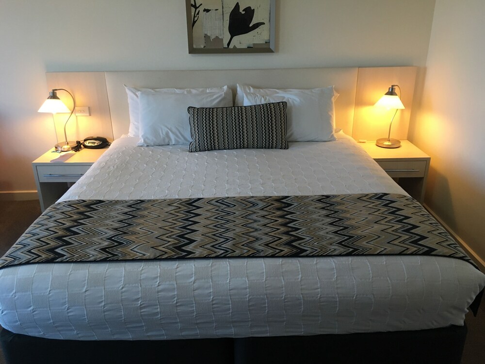 Townhouse Hotel
