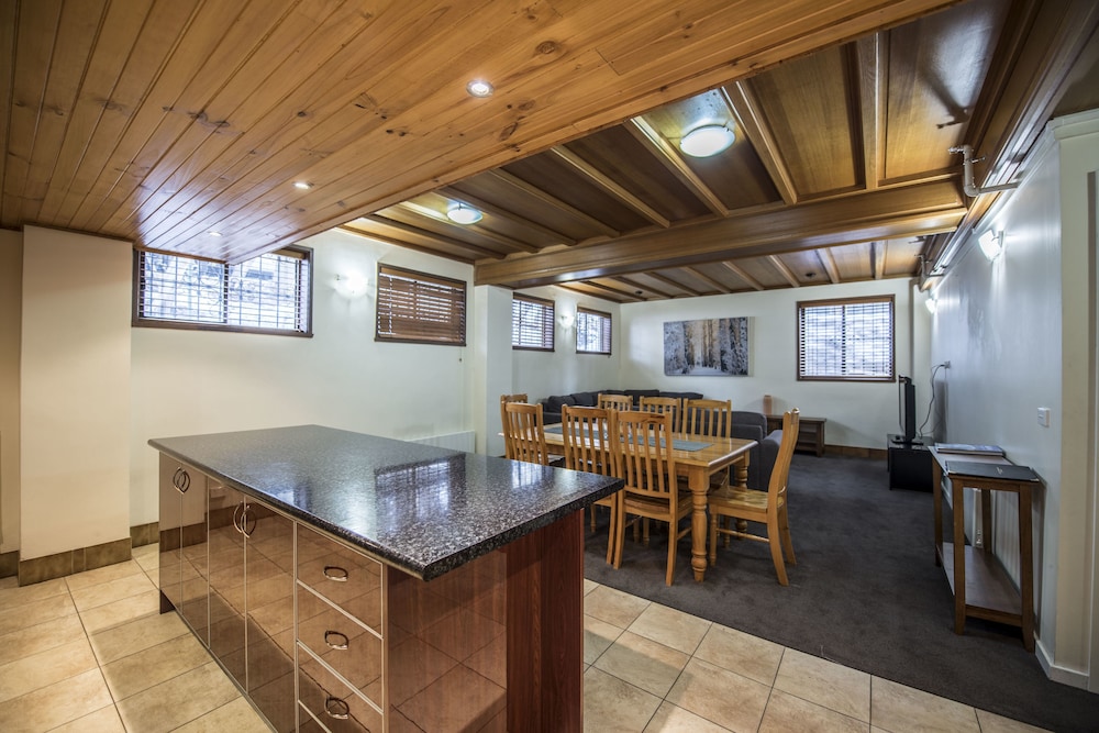 Enzian Hotel - Mt Buller