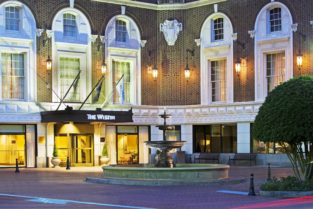 4 Star Hotels