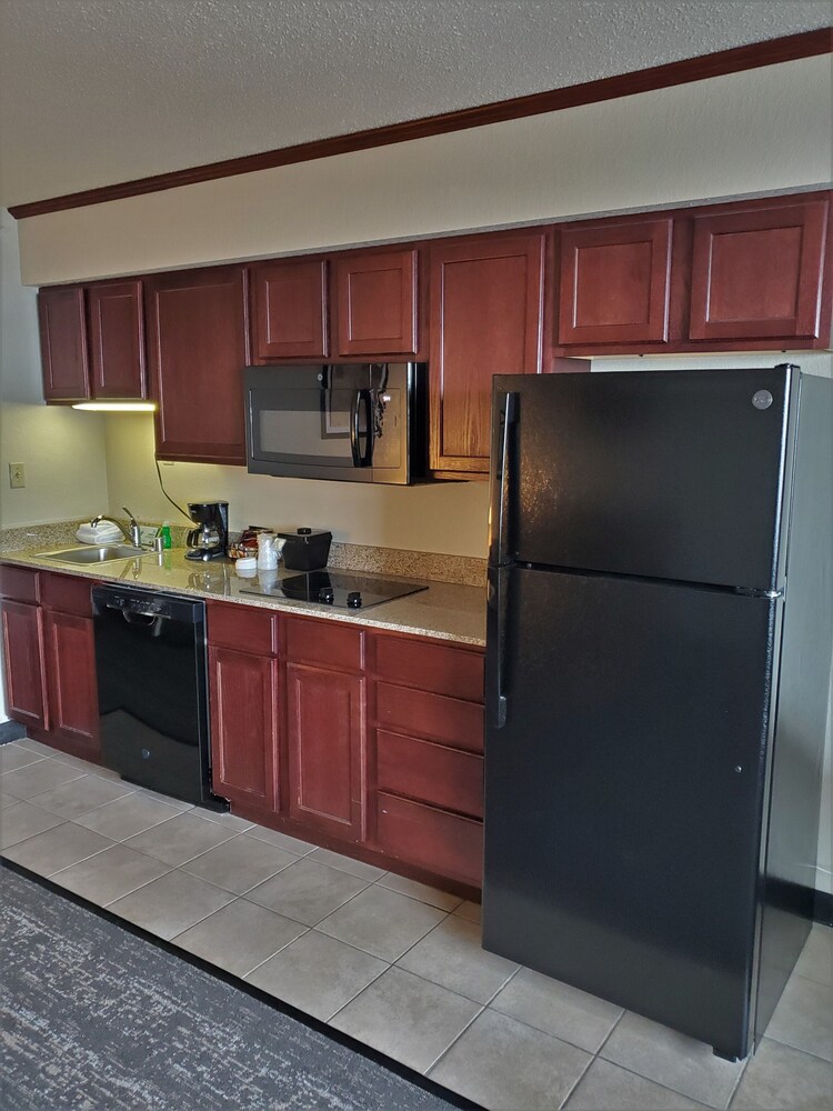 Cobblestone Suites Oshkosh