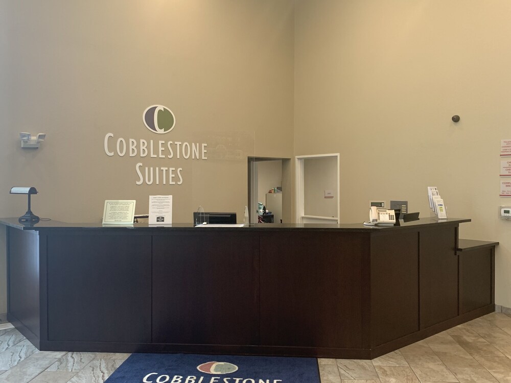 Cobblestone Suites Oshkosh